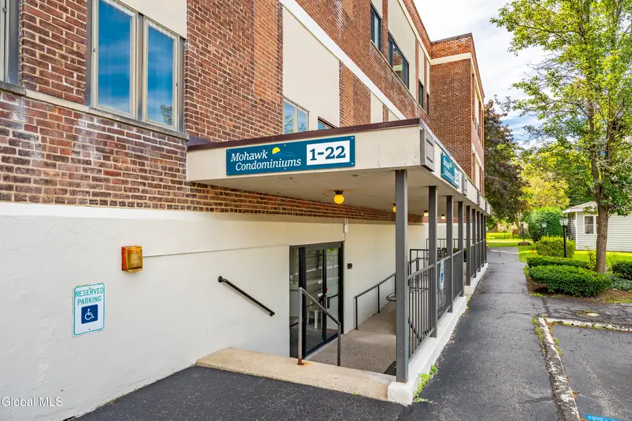 222 S Ten Broeck Street #APT 11, Scotia, NY 12302 - #2