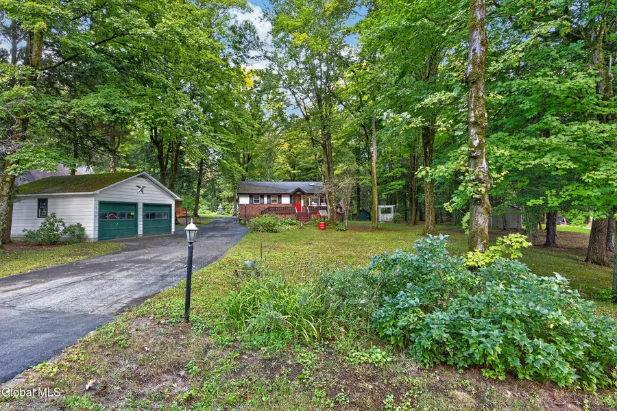 5720 Lake Road, Galway, NY 12074 - #3