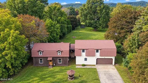 1124 Bullshead Road, Florida, NY 12010