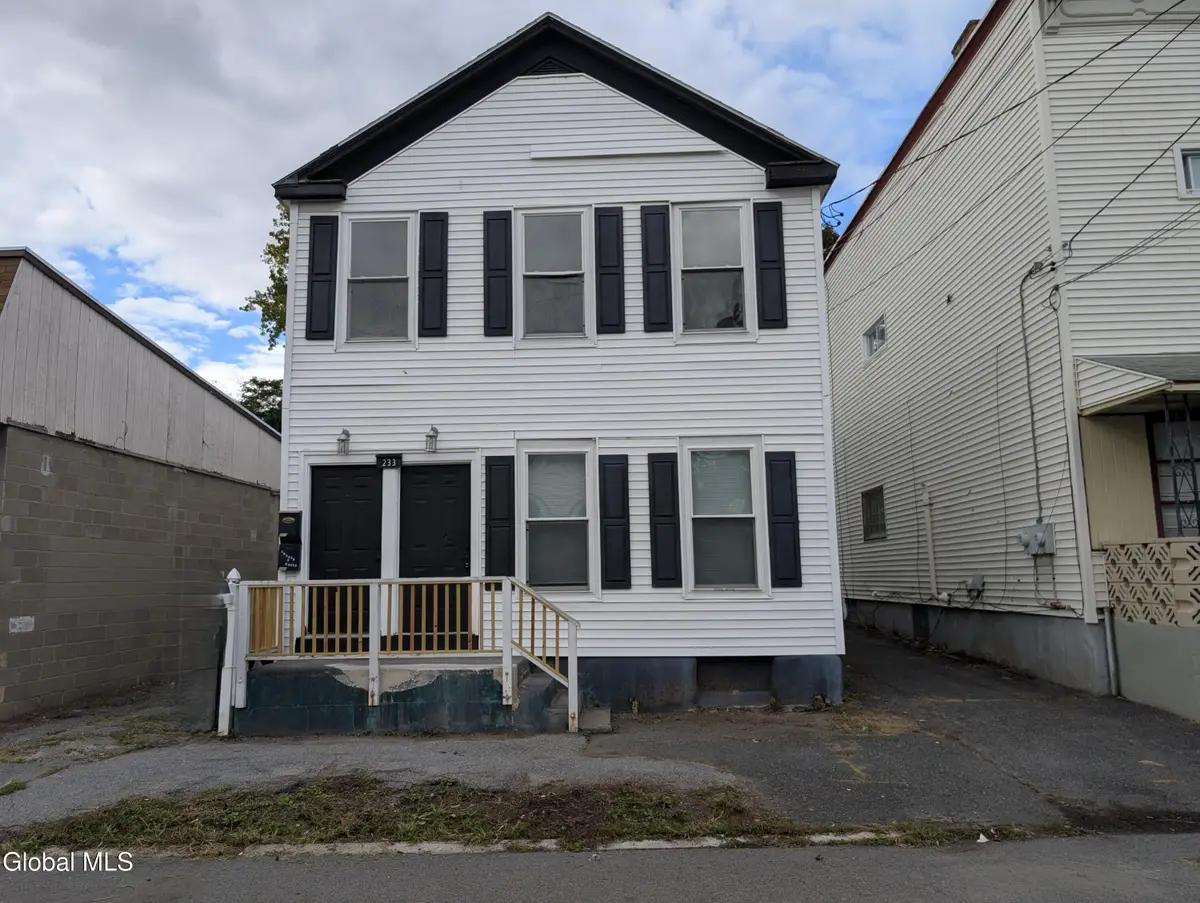 233 Park Place, Schenectady, NY 12305 - #1