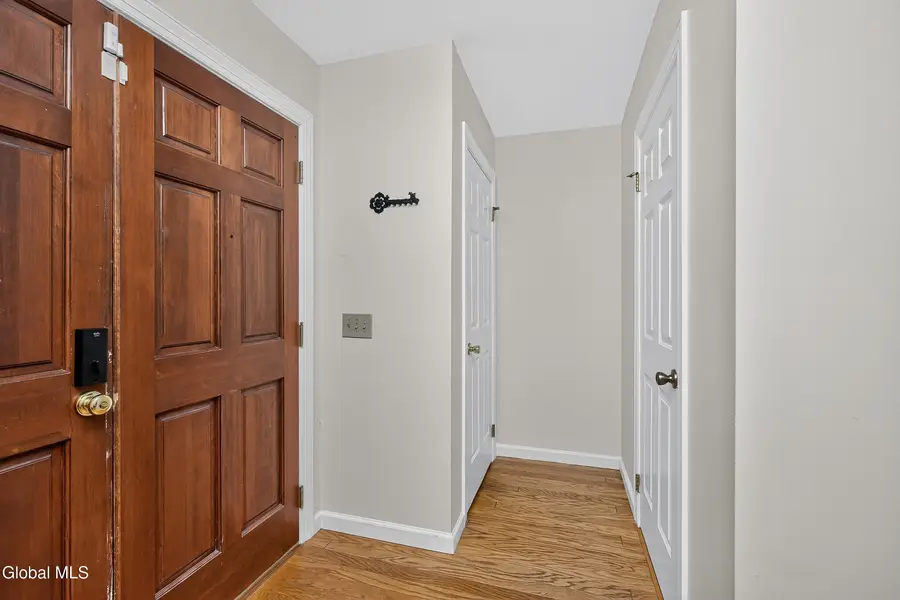 7324 Vic Court, Schenectady, NY 12303 - #3
