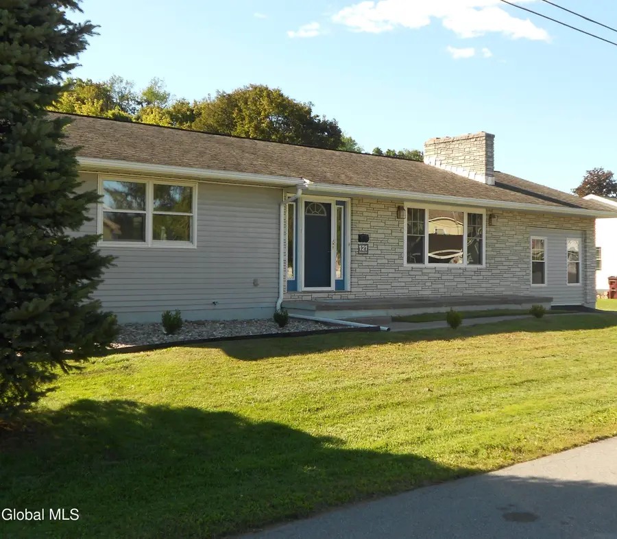 121 N 7th Avenue, Mechanicville, NY 12118 - #3