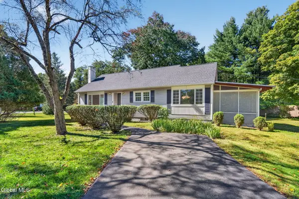 5 Bunker Hill Road, Chatham, NY 12132