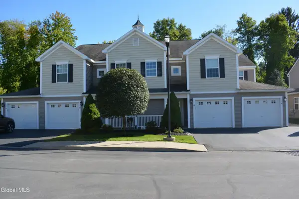 48 Treasures Place, Queensbury, NY 12804
