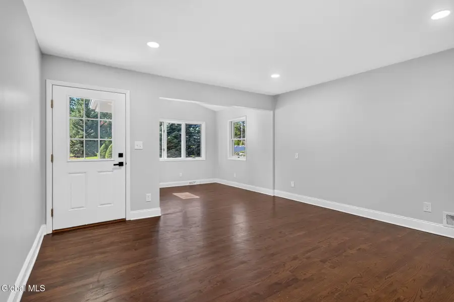 31 Frantone Lane, Loudonville, NY 12211 - #3
