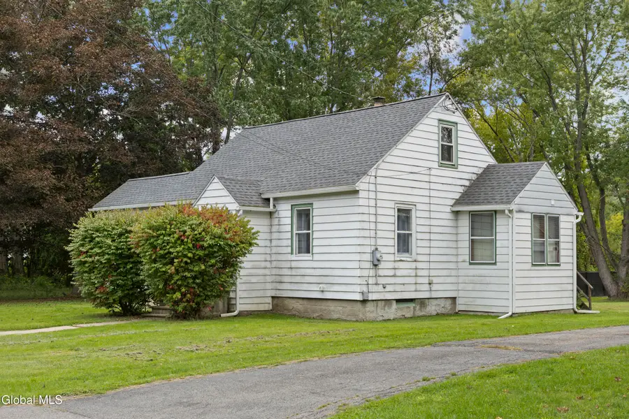 1 Clinton Avenue, Waterford, NY 12188 - #2