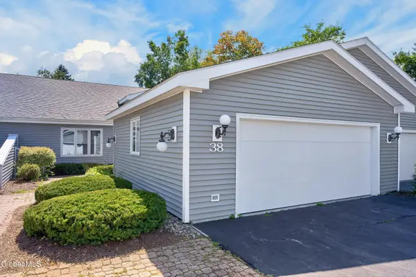 38 Lyon Court, Queensbury, NY 12804