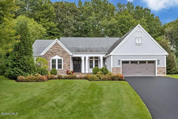 22 Saw Mill Court, Wilton, NY 12866