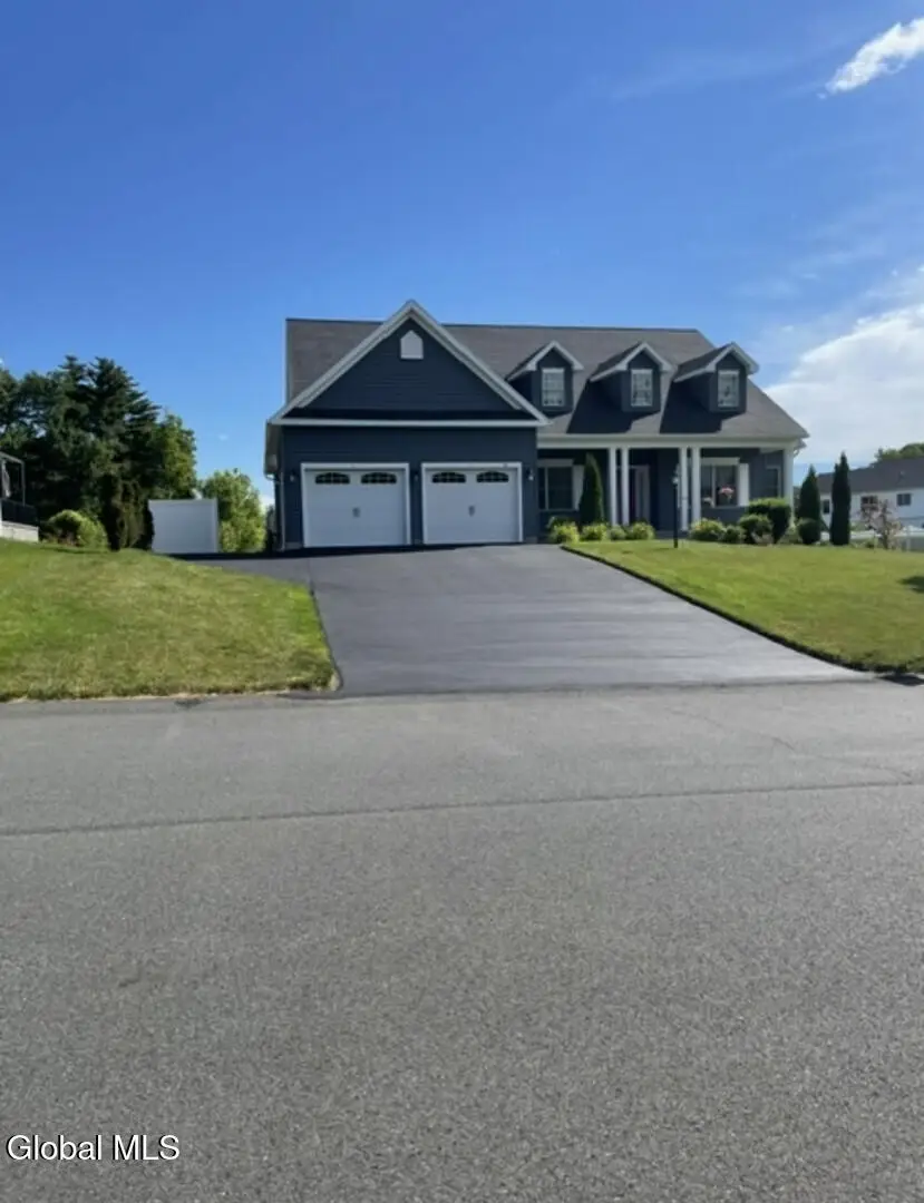 50 Tamarack Lane, Schenectady, NY 12309 - #2