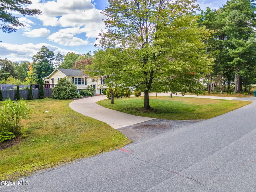 6 Coriander Drive, Moreau, NY 12828 - #2