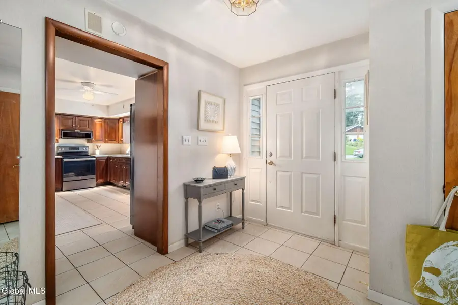 1104 Merlin Drive, Niskayuna, NY 12309 - #2