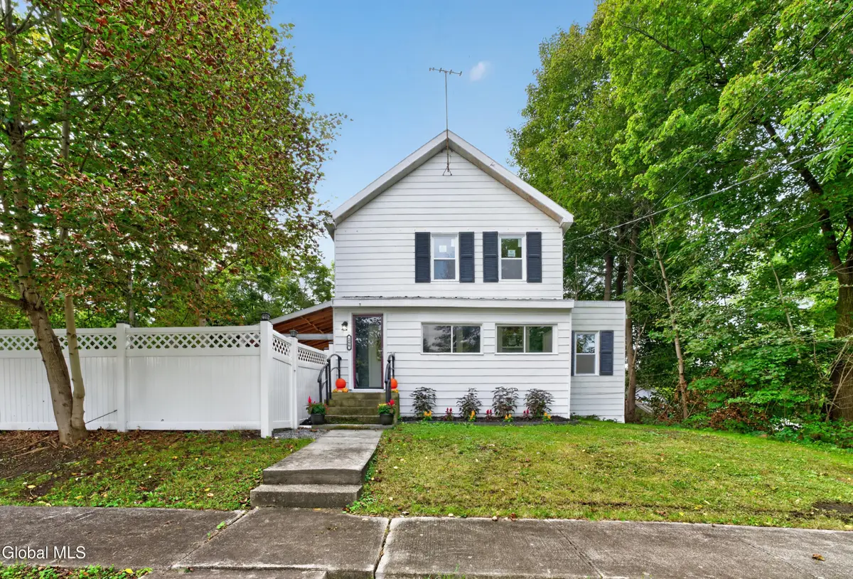 266 Poplar Avenue, Valley Falls, NY 12185 - #1
