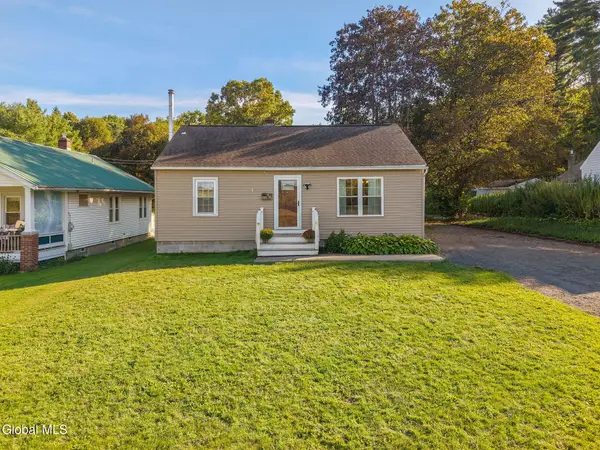 421 Unionville Feura Bush Road, New Scotland, NY 12067