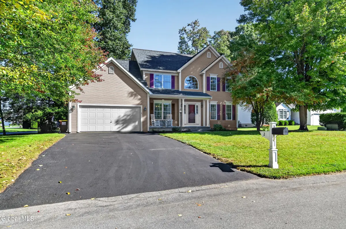 2 Hampshire Place, Clifton Park, NY 12065 - #1