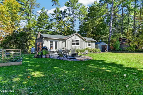 20 S Circular Street, Lake Luzerne, NY 12846