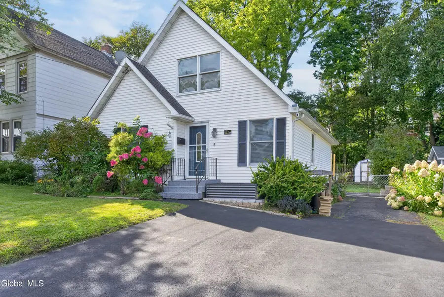 62 Desson Avenue, Troy, NY 12180 - #3