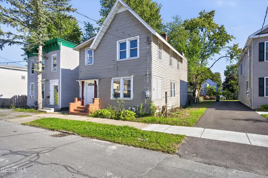 413 Summit Avenue, Schenectady, NY 12307 - #2