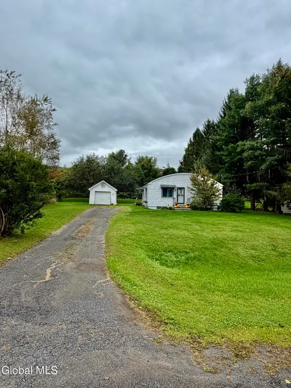 341 S Kingsboro Avenue, Johnstown, NY 12078