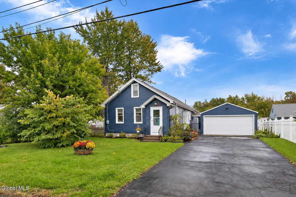 37 Western Avenue, Latham, NY 12189 - #1