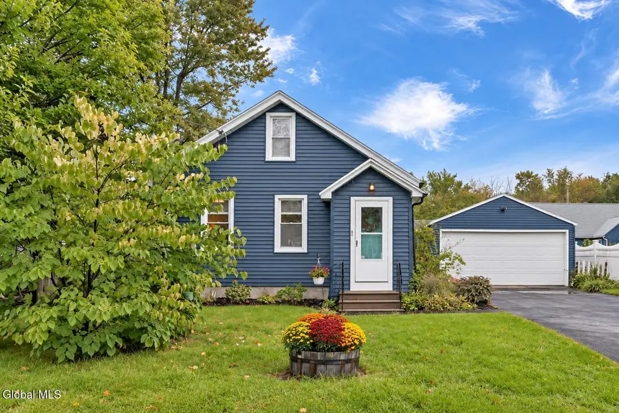 37 Western Avenue, Latham, NY 12189 - #2