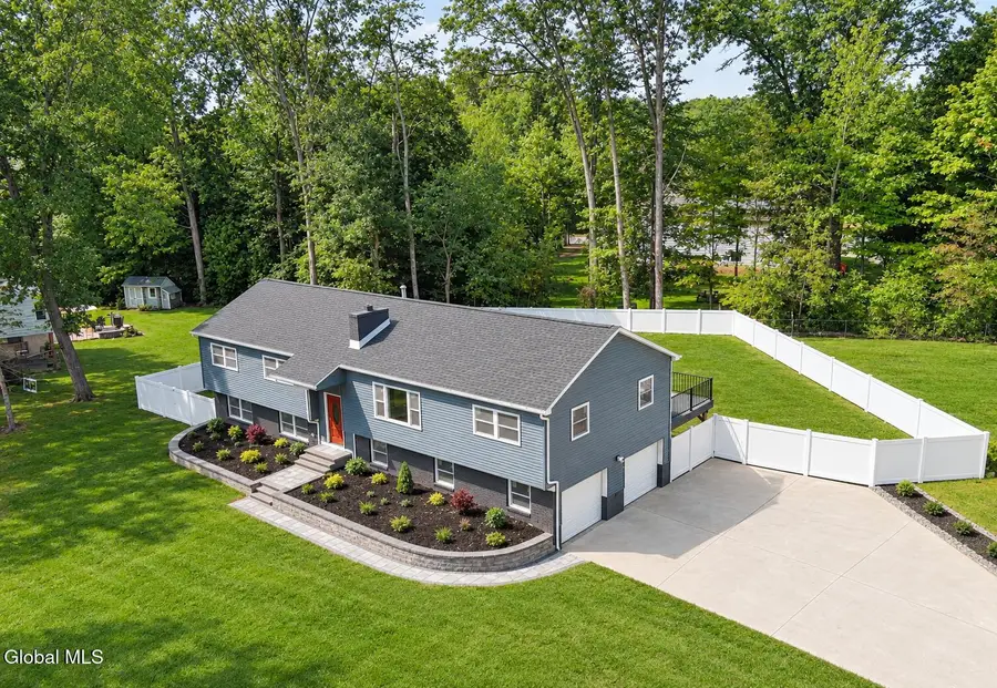 14 Granada Drive, Clifton Park, NY 12065 - #3