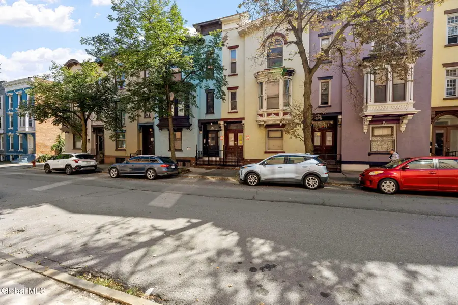 3 St Pauls Place, Troy, NY 12180 - #2