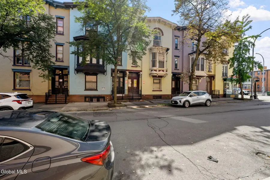 3 St Pauls Place, Troy, NY 12180 - #3