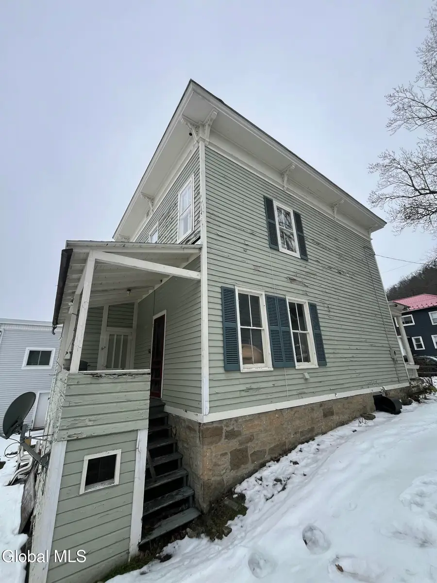 133 Loomis Street, Little Falls, NY 13365 - #3