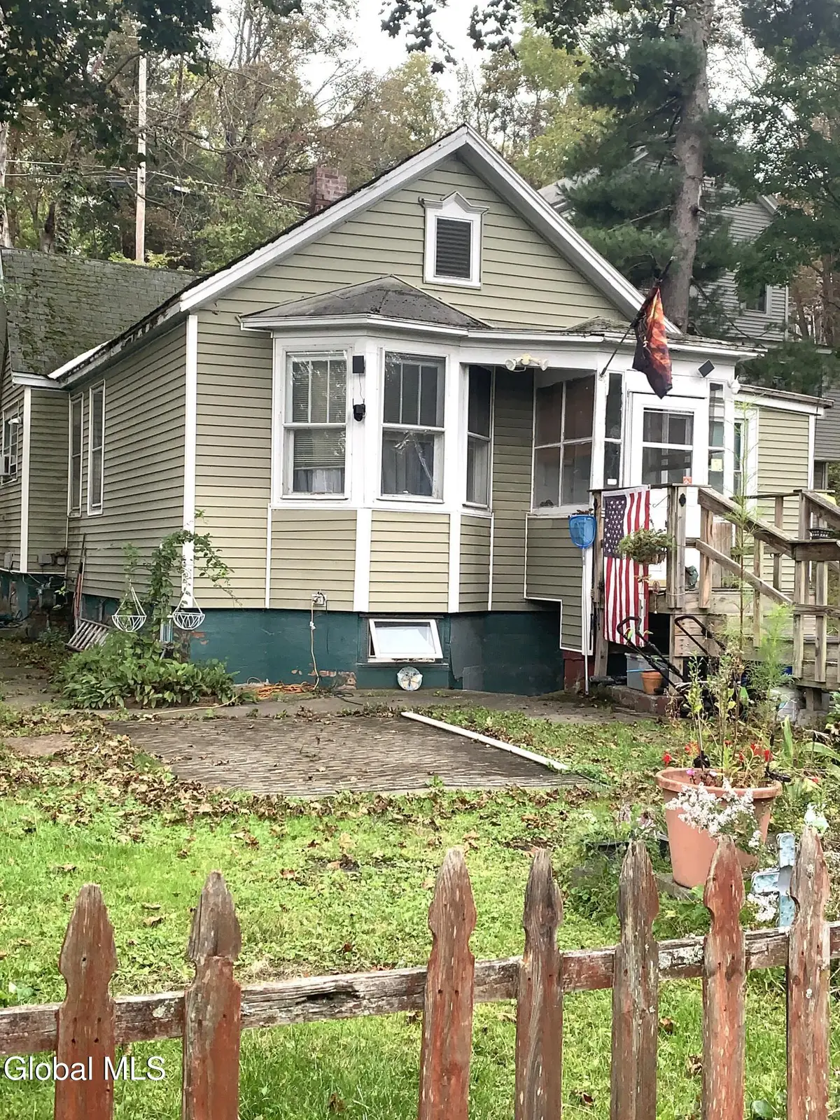 211 Central Avenue, Cohoes, NY 12047 - #1