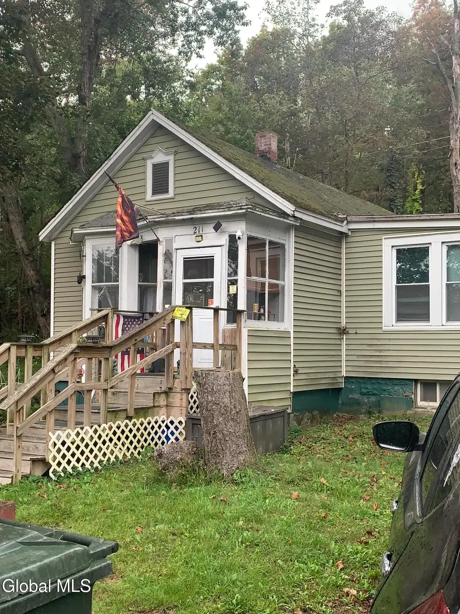 211 Central Avenue, Cohoes, NY 12047 - #2