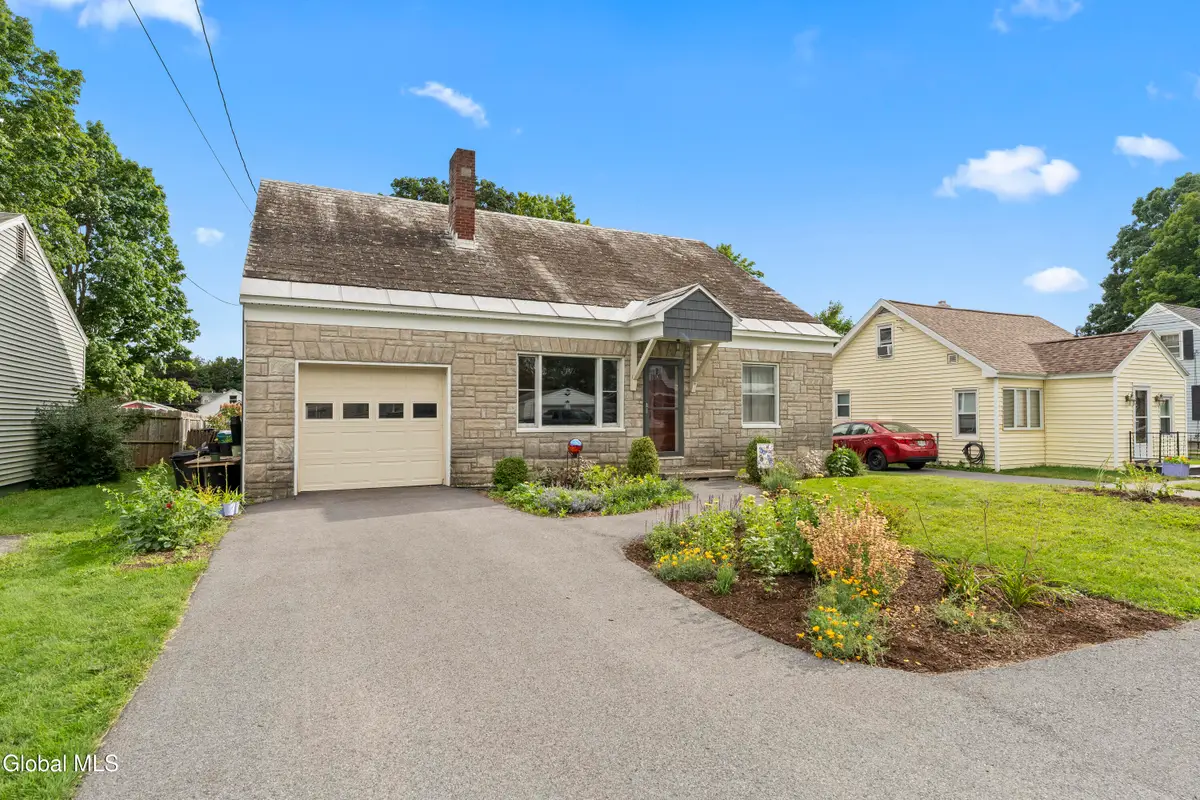 22 Putnam Avenue, Fort Edward, NY 12828 - #1