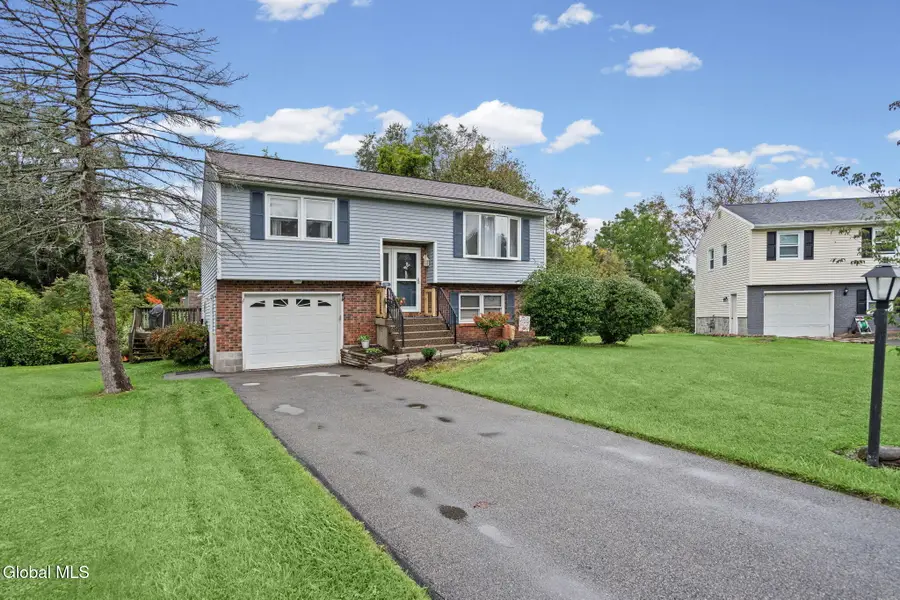 13 Andree Court, Colonie, NY 12309 - #2
