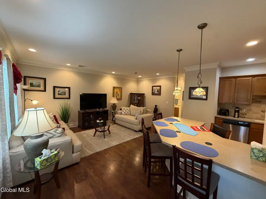 73 Saratoga Road #APT 13, Glenville, NY 12302 - #2