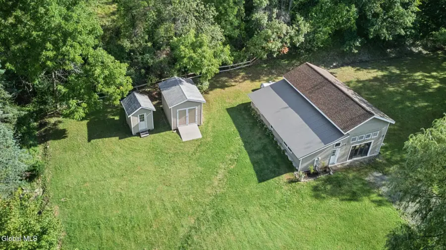 21 Teal Road, Sand Lake, NY 12018 - #3