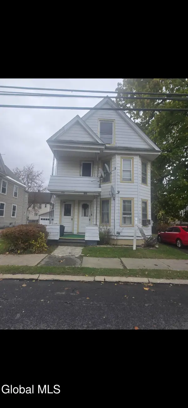 387-389 Locust Avenue, Amsterdam, NY 12010