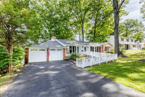 105 Acorn Drive, Glenville, NY 12302