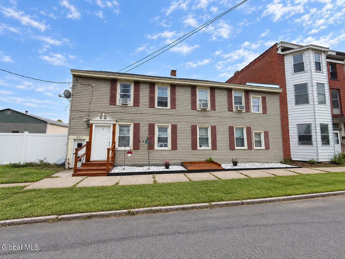 657 Broadway, Watervliet, NY 12189 - #1