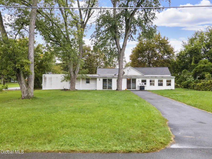 22 Homewood Avenue, Colonie, NY 12189 - #2