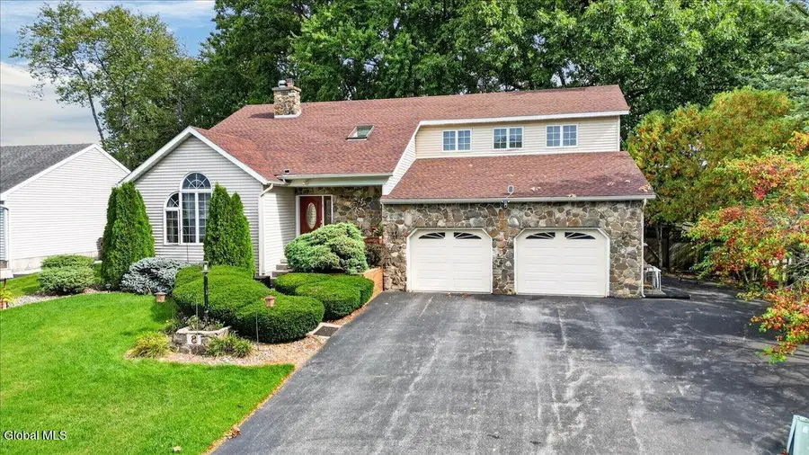 8 Winifred Drive, Albany, NY 12205 - #2
