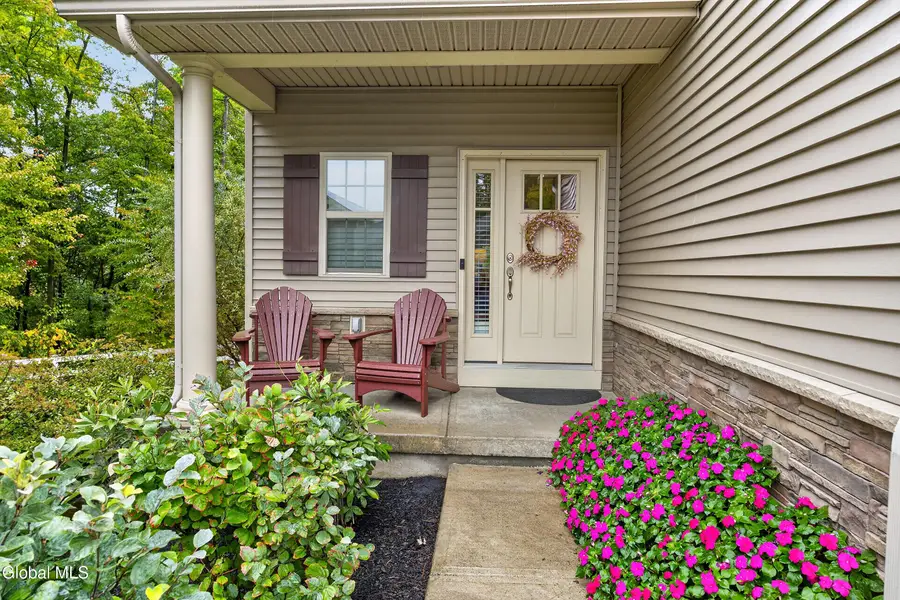 3 Canterbury Lane, Bethlehem, NY 12054 - #2