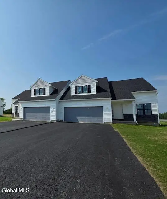 11 Walke Way, Halfmoon, NY 12118 - #1
