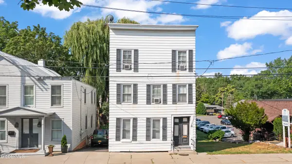823 Warren Street, Hudson, NY 12534