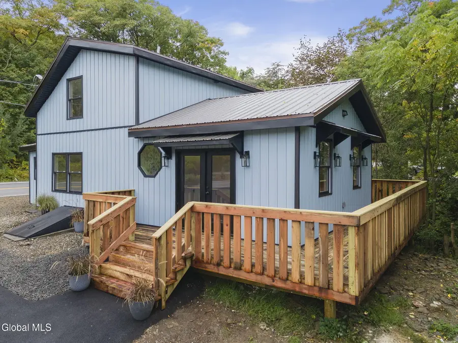 324 W Glenville Road, Schenectady, NY 12302 - #3