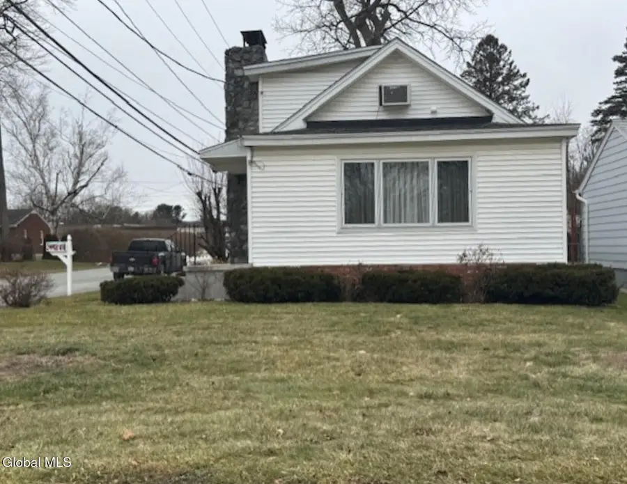 2953 Clyde Avenue, Rotterdam, NY 12306 - #3
