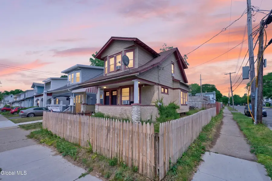 27 Mckinley Street, Albany, NY 12206 - #2