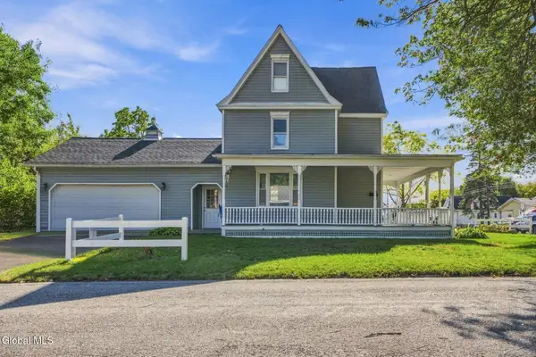 2504 Augustine Avenue, Rotterdam, NY 12306