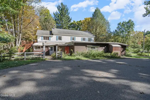 265 Peck Road, North Greenbush, NY 12198
