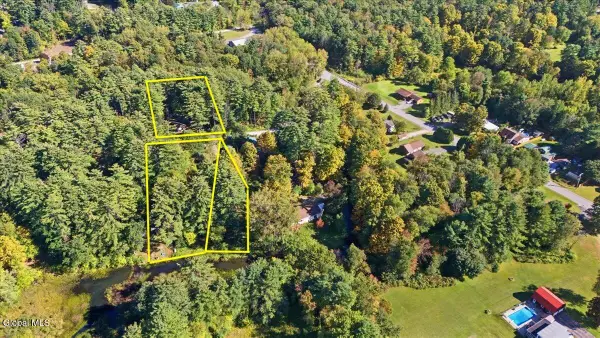 5820 Brook Way, Fort Ann, NY 12827