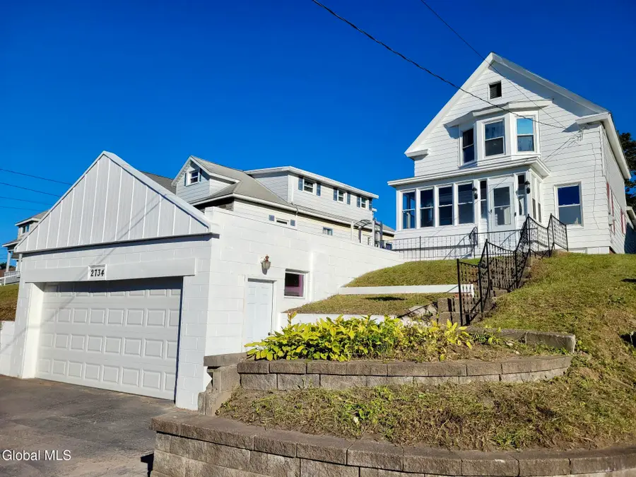 2734 Broadway, Rotterdam, NY 12306 - #2