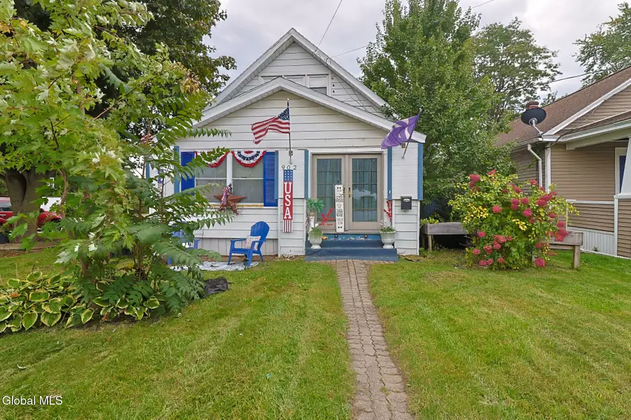 902 Altamont Avenue, Schenectady, NY 12303 - #2
